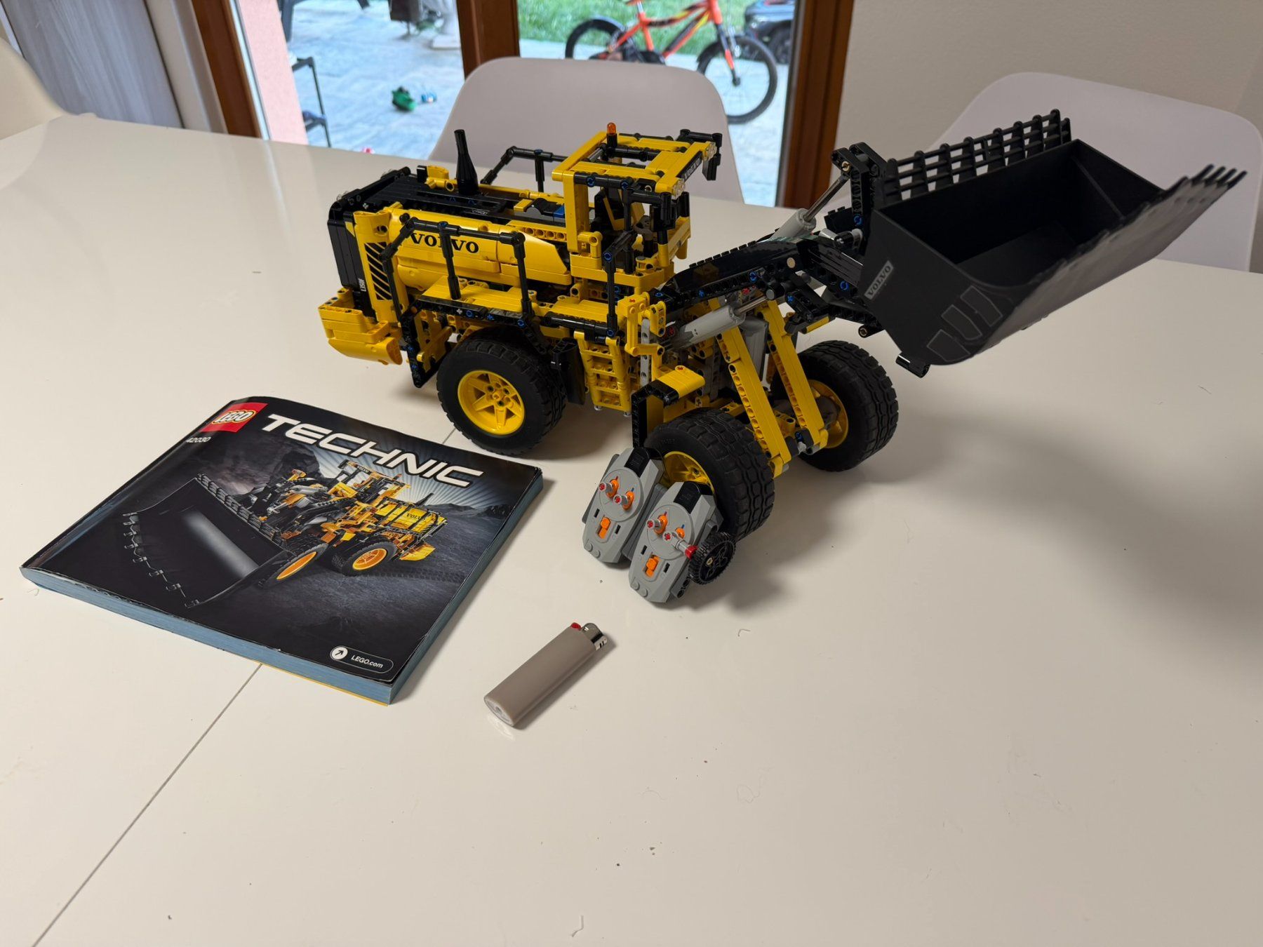 Lego Kit di costruzioni: LEGO Technic VOLVO L350F Radlader – Usato da Figino venduto da ant_l7wz 5