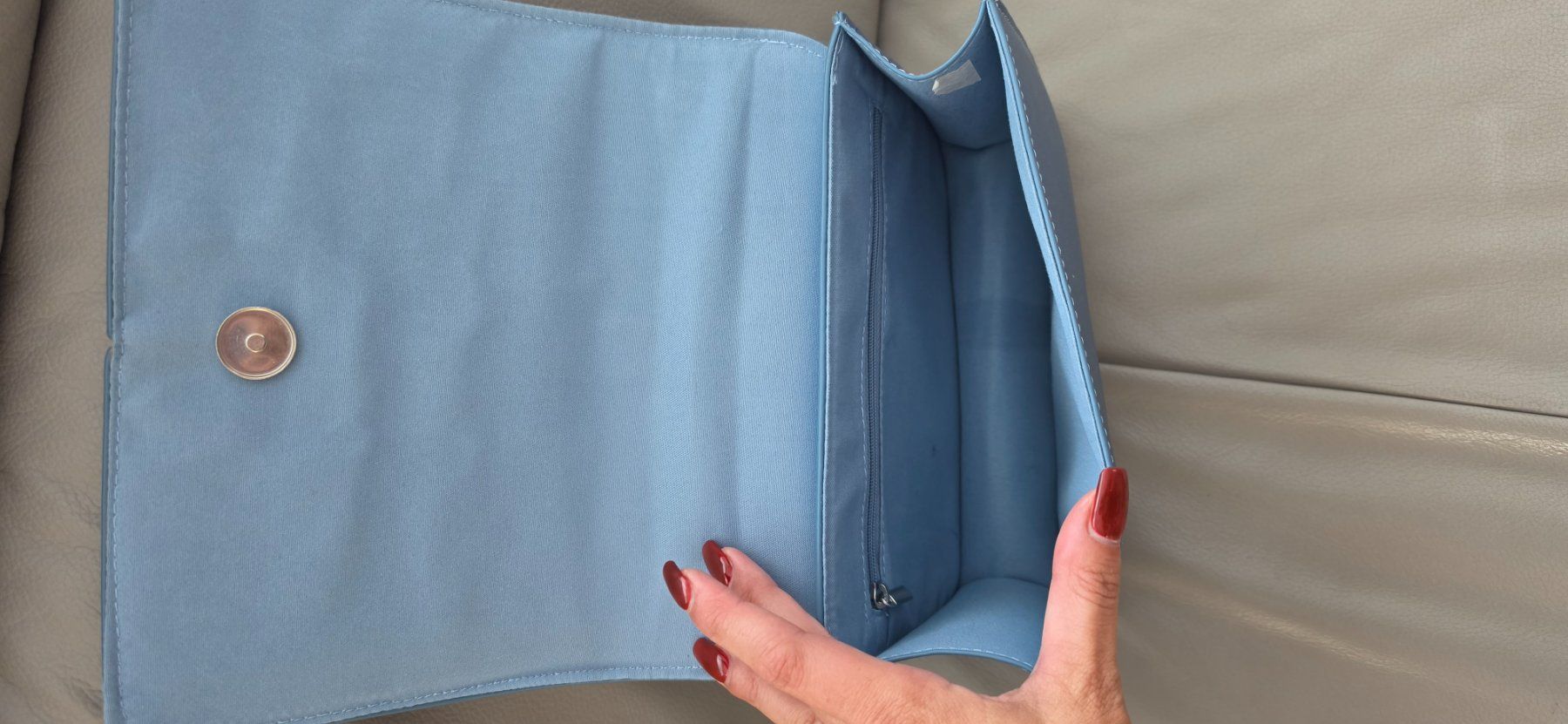 Taschen für Damen: Umhängetasche – Gebraucht aus Neuenkirch von Lnpd 1