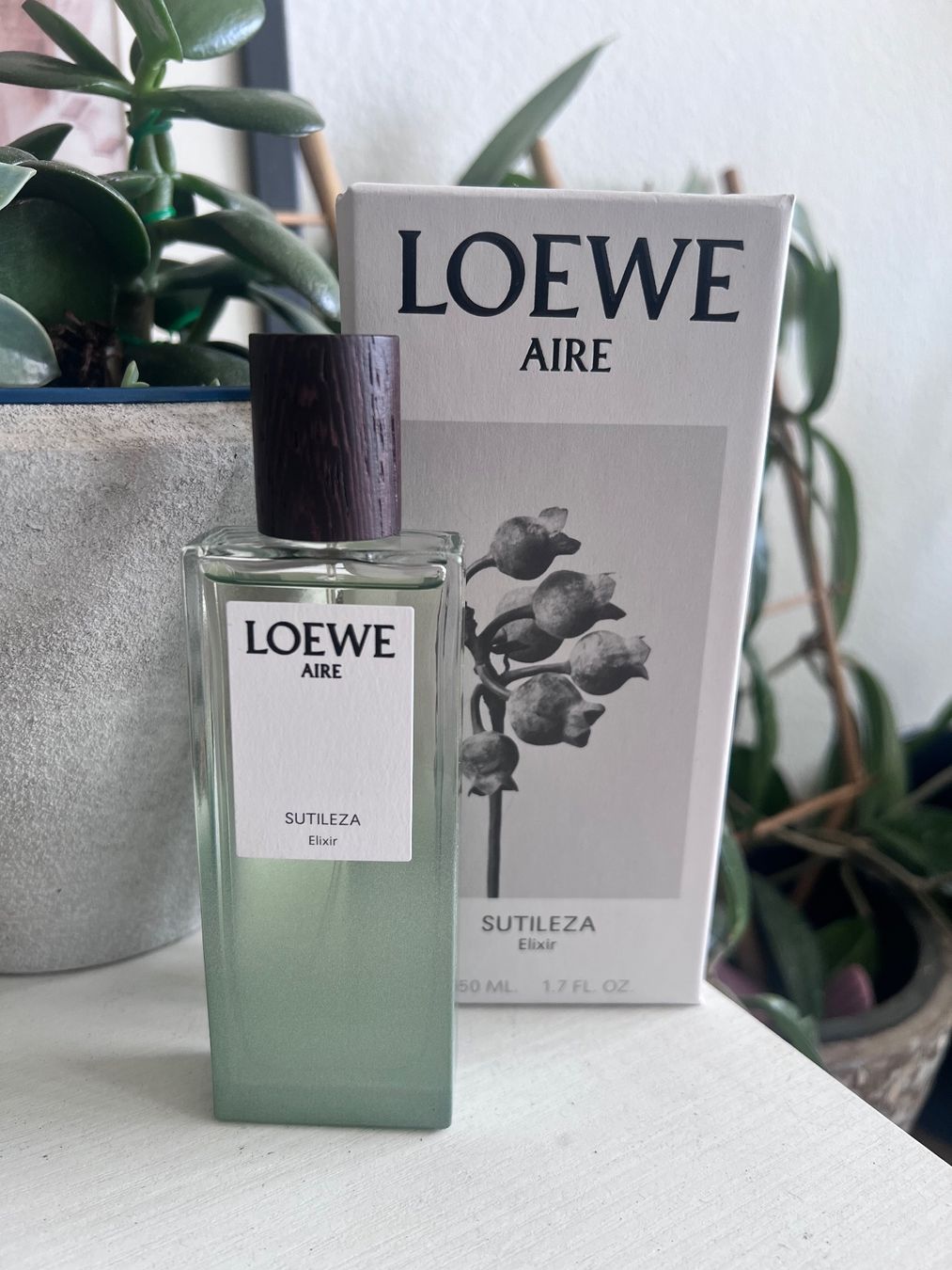 Loewe Profumi & Eau de Toilette: NEU LOEWE AIRE SUTILEZA ELIXIR Eau de Parfum 50ml – Nuovo (secondo la descrizione) da Effretikon venduto da YaMn 1
