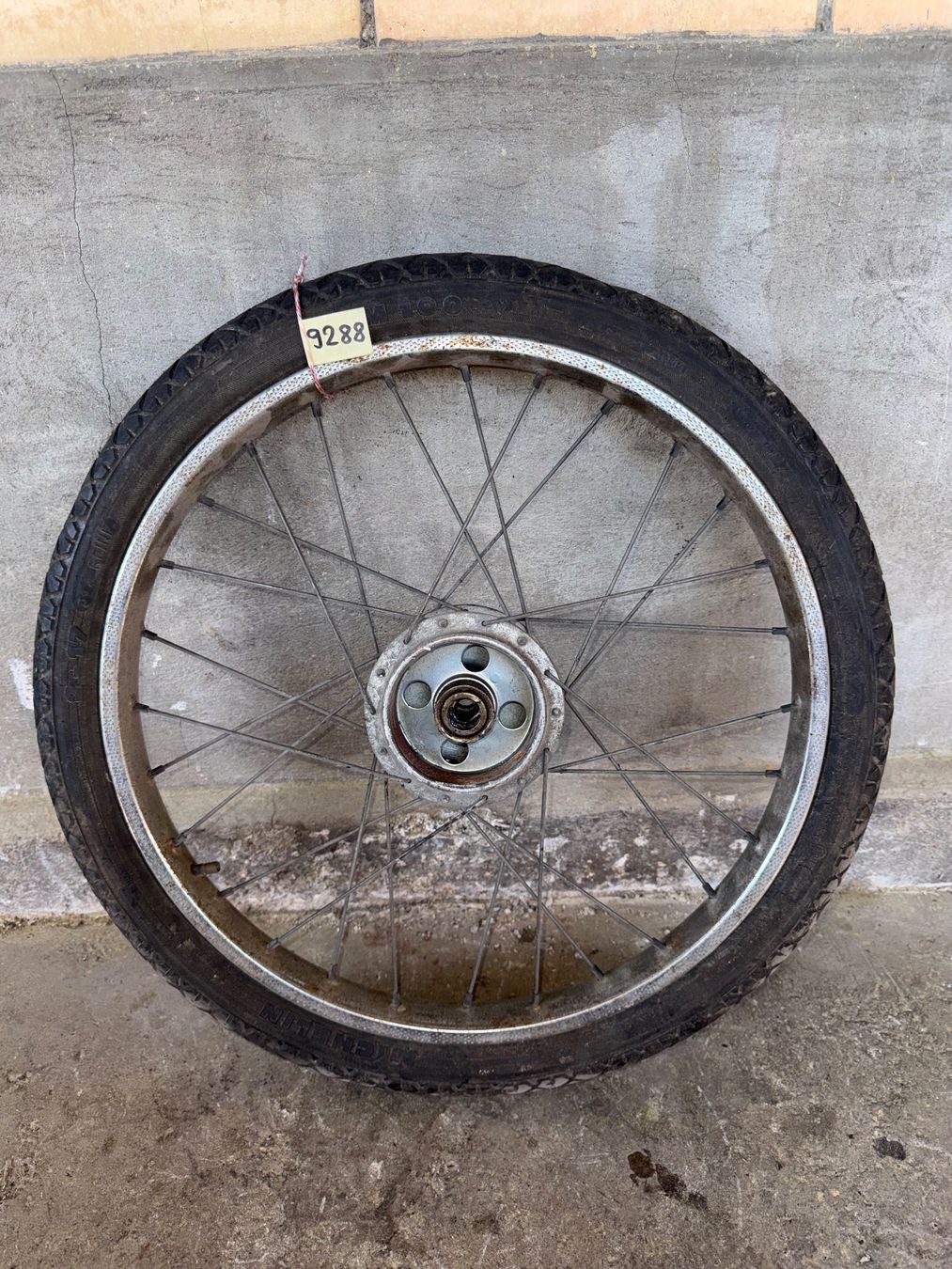 Sachs Mofa-Ersatzteile: Sachs 17 Zoll Speichen Mofa Vorderrad – Defekt aus Fahrni b. Thun von berger_tuning34