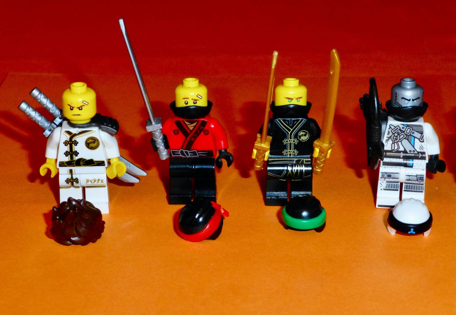 Lego Giocattoli: Lego Ninjago / 8 Minifiguren plus Waffen – Usato da Langnau am Albis venduto da Maugli 5