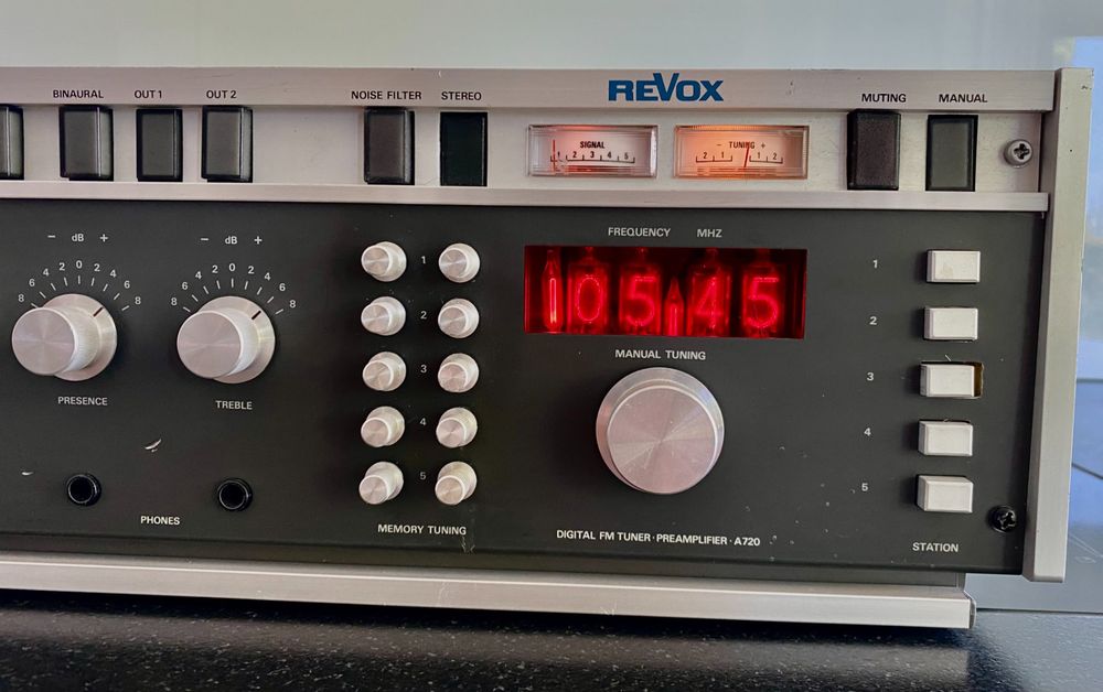 Revox A720 / A722 Tuner/Preamp und Endstufe (Gebraucht) in Bettwil für ...