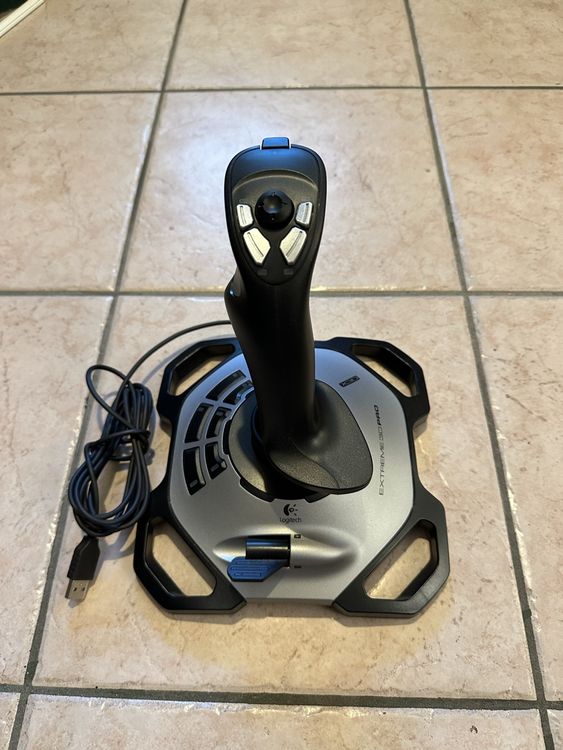 Logitech Force 3D Pro Joystick (Gebraucht) in Riazzino für CHF 15 – mit ...