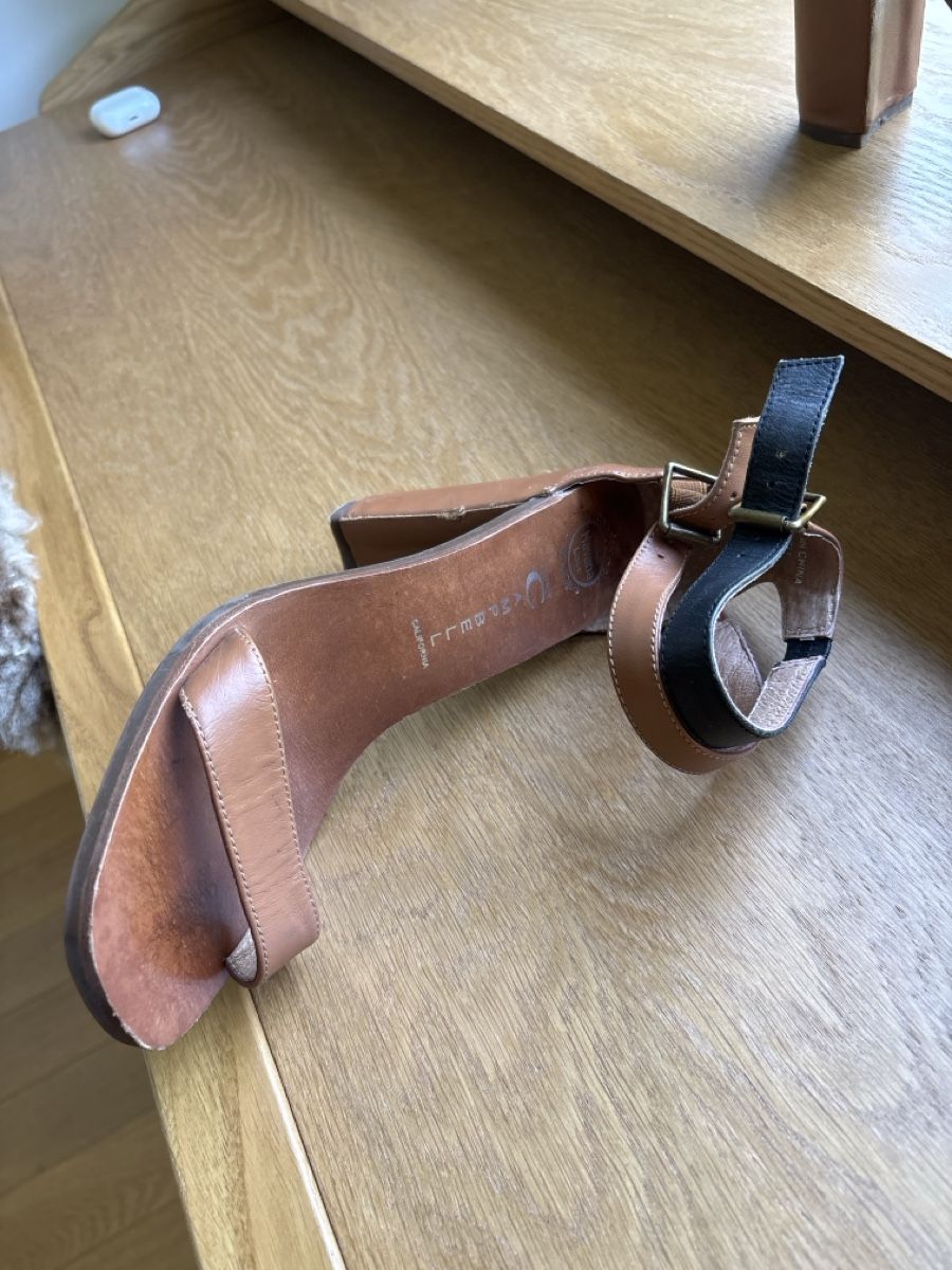 Damenschuhe: Jeffrey Campbell sandal heels 8.5 m/39 – Gebraucht aus Cham von MC_0605 1