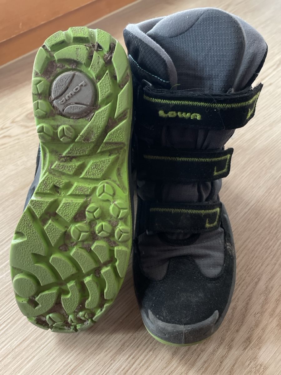 Lowa Scarpe per ragazzi: Lowa Winterschuhe 37 – Usato da Nänikon venduto da broug 1