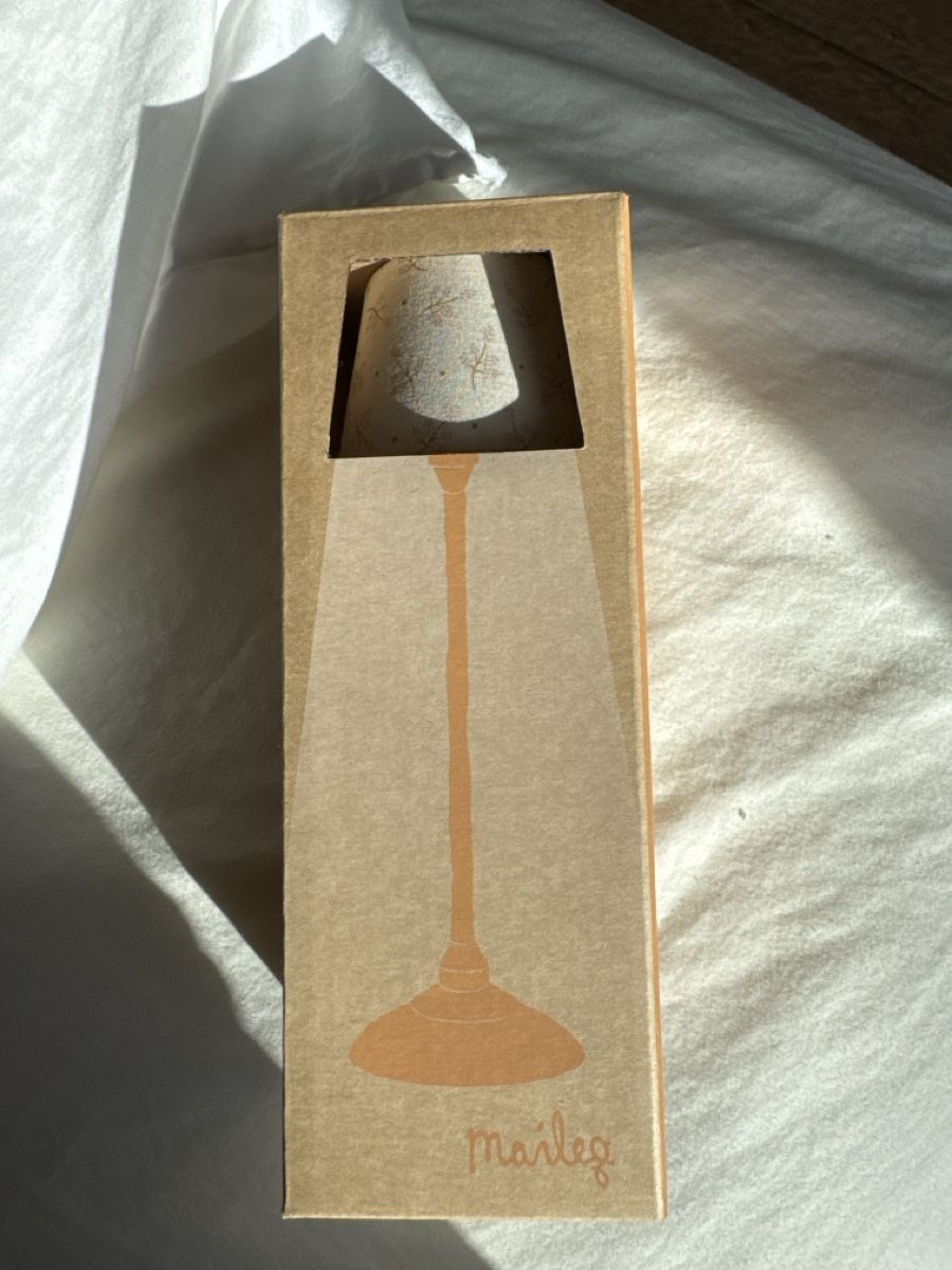 Maileg Case e mobili per bambole: Maileg lampe – Nuovo e nell'imballaggio originale da Zürich venduto da funkelnderstern 1