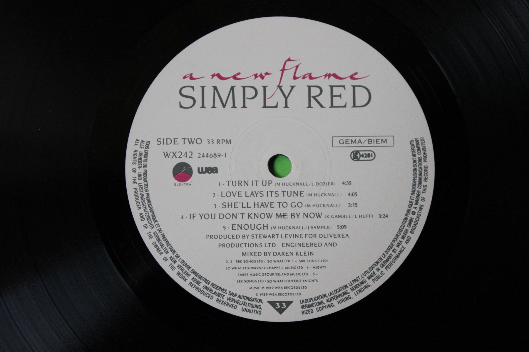 Schallplatten: Simply Red - A new Flame LP Vinyl 1989 – Gebraucht aus Tübach von JamesStone 6