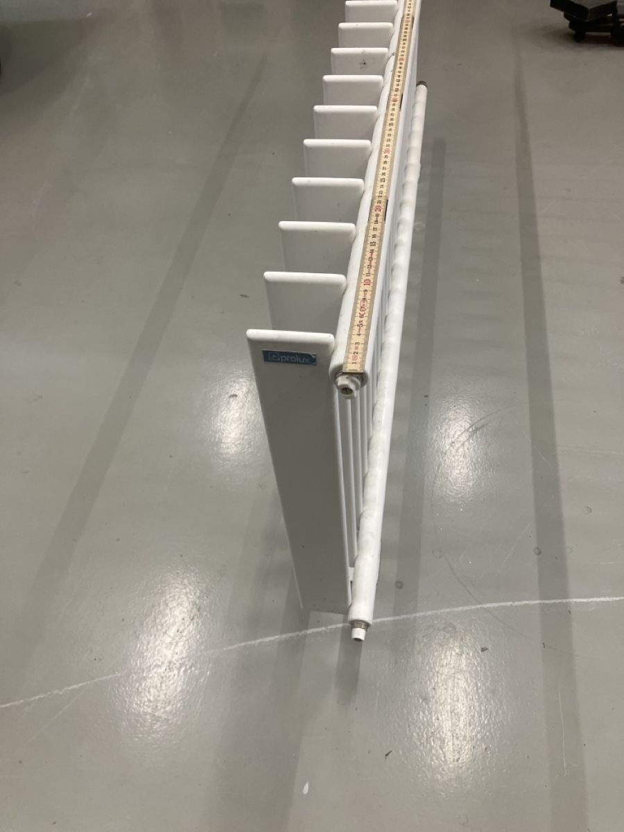 Prolux Radiatori: Heizkörper prolux 150cm – Usato da Birrwil venduto da nicole86ch 1