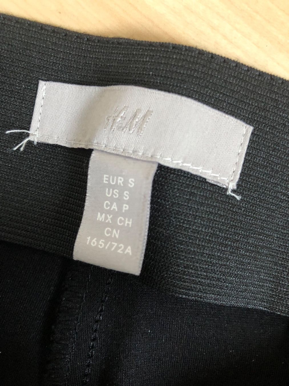 H&M Leggings: Leggins Gr S – Usato da Zell ZH venduto da Guffos 2