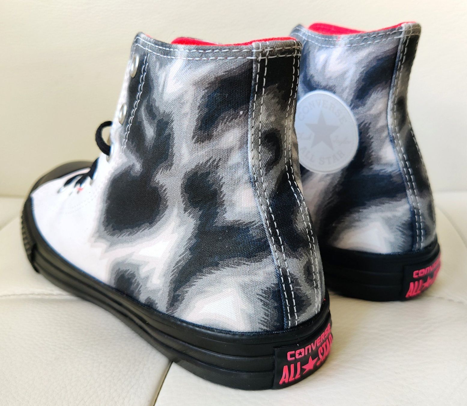 Converse Schuhe für Mädchen: CONVERSE All STAR BTS Graphic Mädchen Grösse 37 – Neu (gemäss Beschreibung) aus Lachen SZ von PizBuin35 1