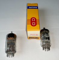 2 Röhren PCC88 (2fachTriode),1x Philips (NOS), 1x Ultron