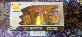 Celebrations Premium Figure Collection: Pikachu VMAX (EN)