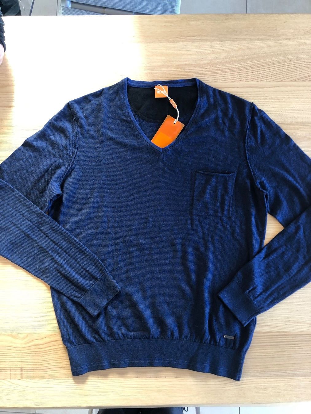 Hugo Boss Pullover & Sweatshirts: Nuovo Pull Hugo Boss Mis.M – Neu und originalverpackt aus Davesco-Soragno von dvf_7h6d 2