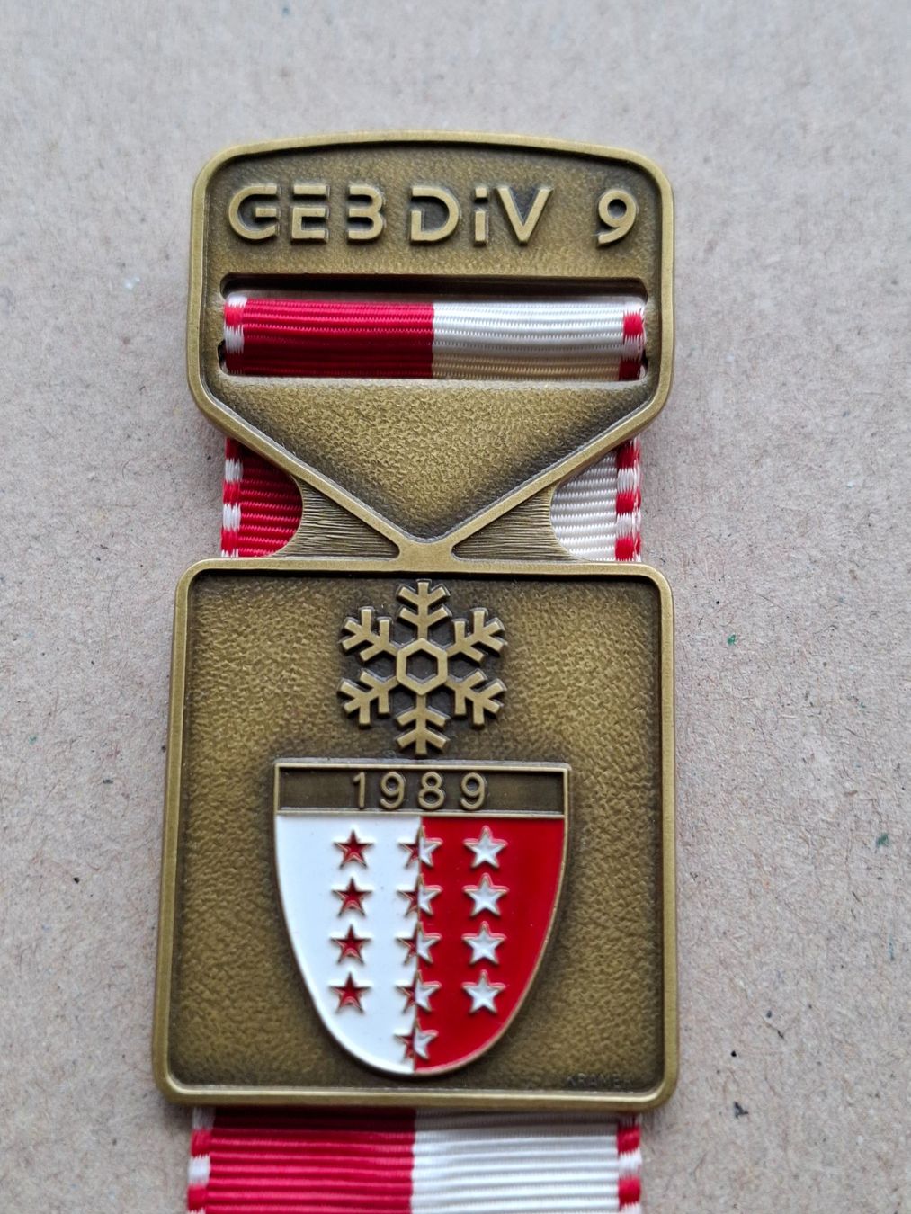 Medaglie: GEB DIV 9  1989 (L548) – Usato da Schwanden GL venduto da Suvorov