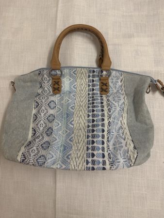 Handtasche Stoff blau gemustert mit Trageriemen gebraucht