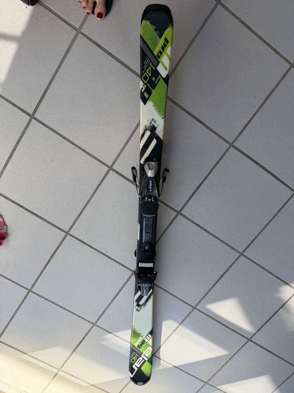Sci: Gebrauchte Elan Ski 140 cm – Usato da Volketswil venduto da pet_fvd8