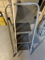 Klapptritt 3-stufig grau Metall
