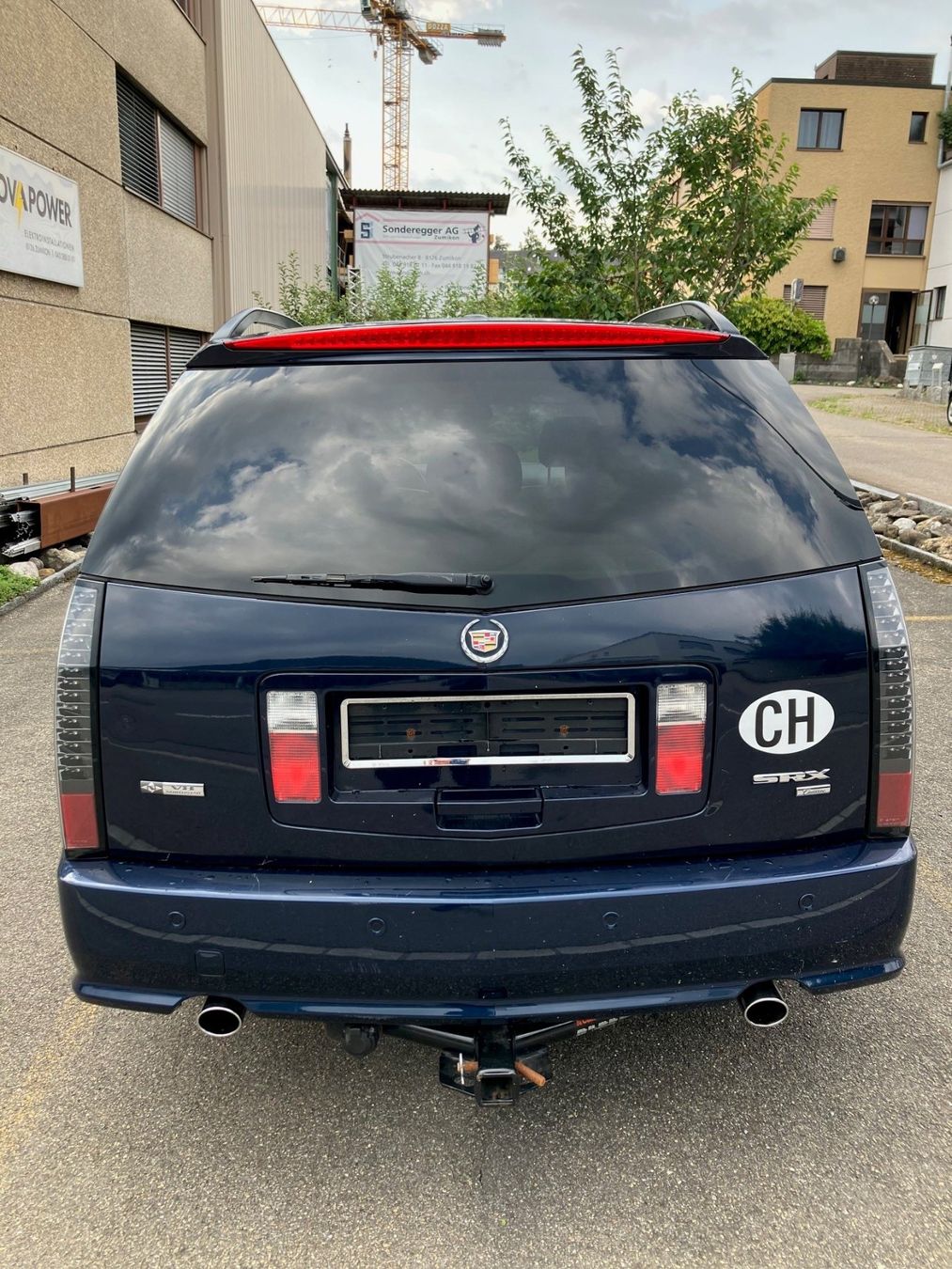 Cadillac Autos: Cadillac SRX V8, 4.6l, ab Platz – D'occasion à Zollikon par Jf56 9
