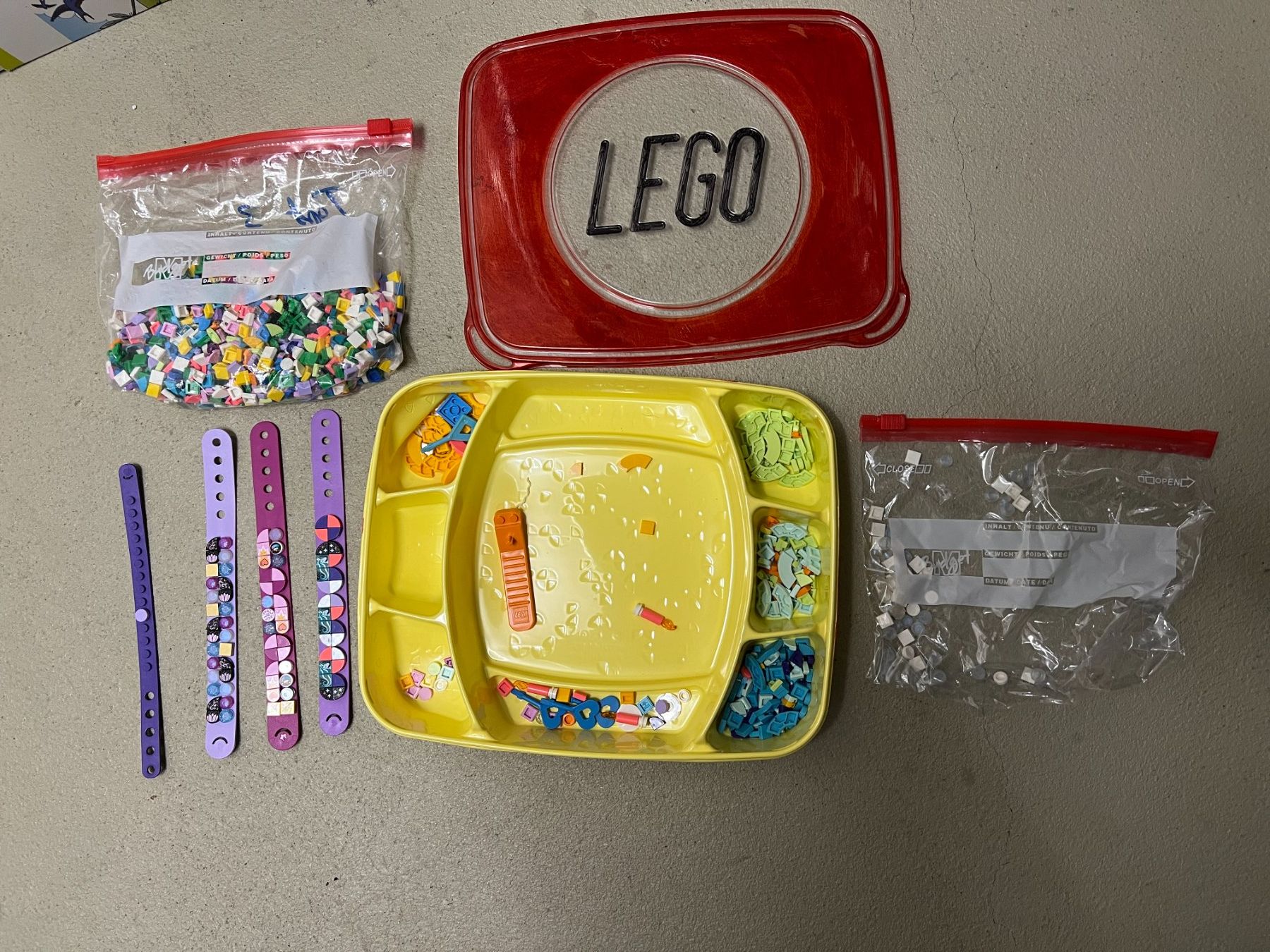 Lego Giocattoli: LEGO Dots Cupcake Partyset + div. Dots Sachen – Usato da Rümlang venduto da MelanieHelsi 4