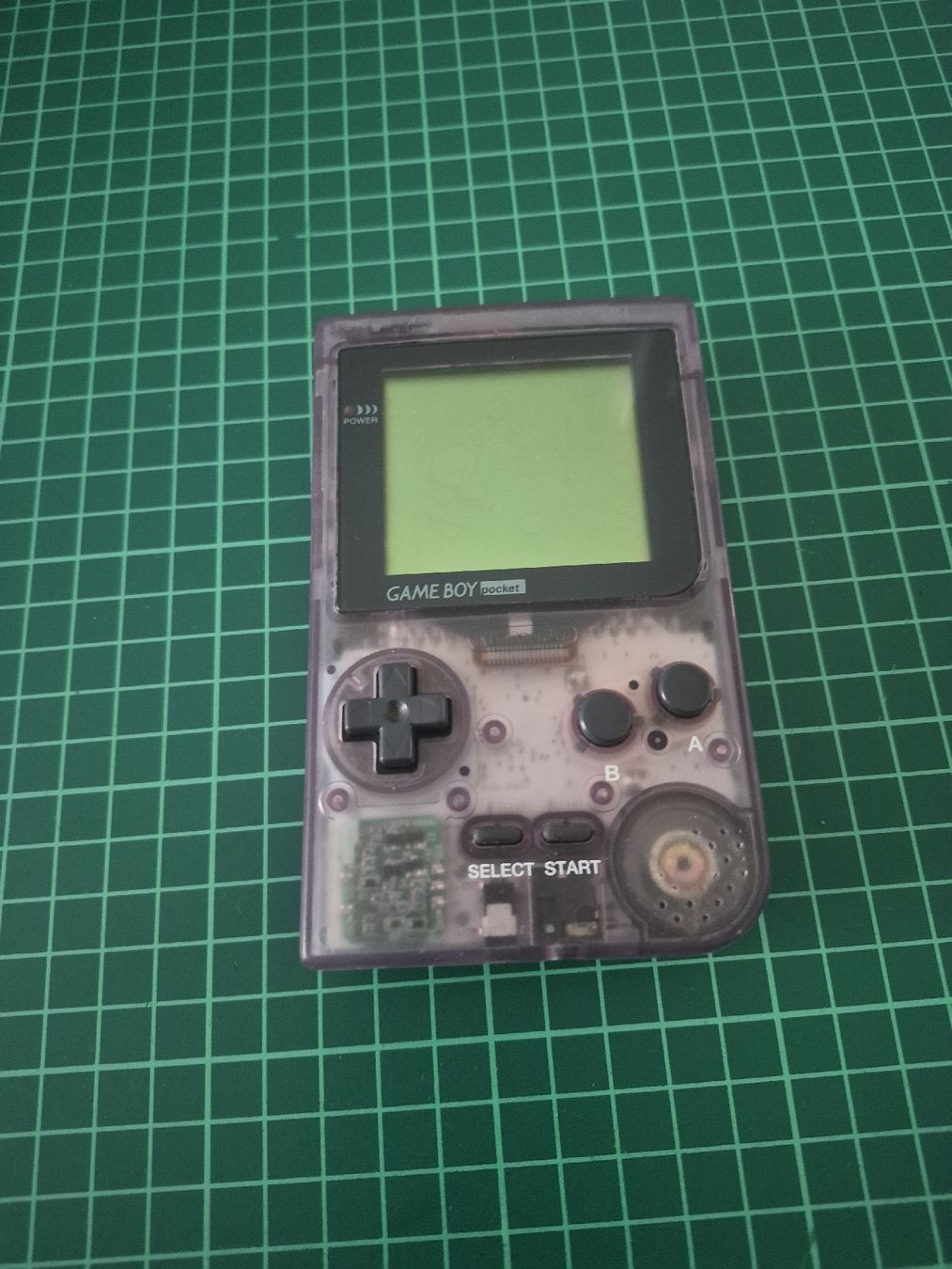 Nintendo Consoles: Nintendo Game Boy Pocket console/ screen defekt  – Défectueux à Meyrin par Retro-GZ 1