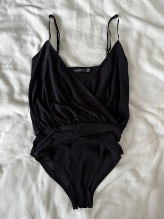 Eleganter schwarzer Body - Grösse XS S Elastic material