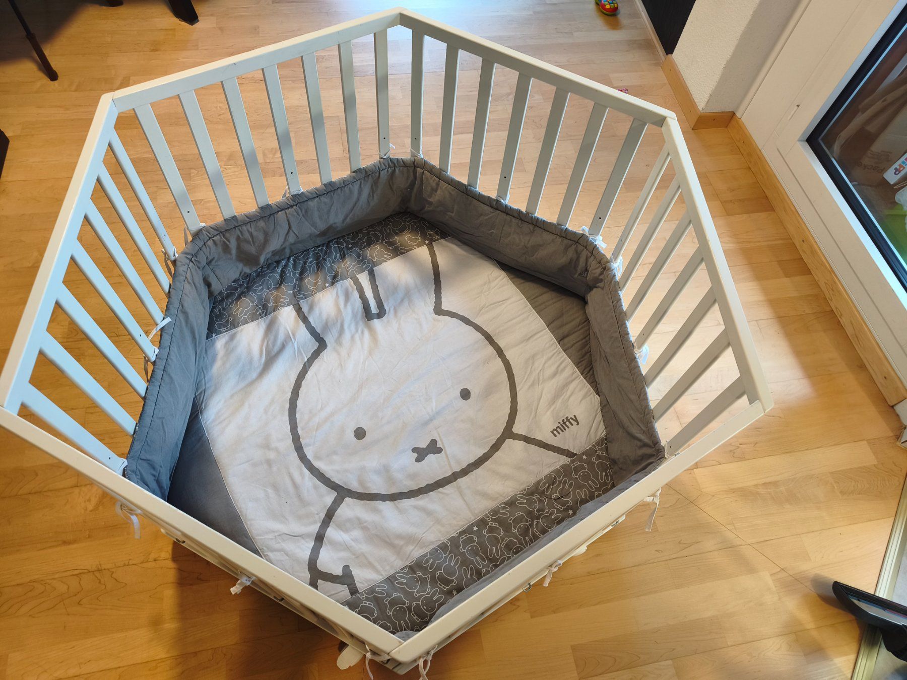 Box & Barriere di sicurezza: LAUFGITTER 6-eckig Miffy – Usato da Zürich venduto da naderpourreza 1