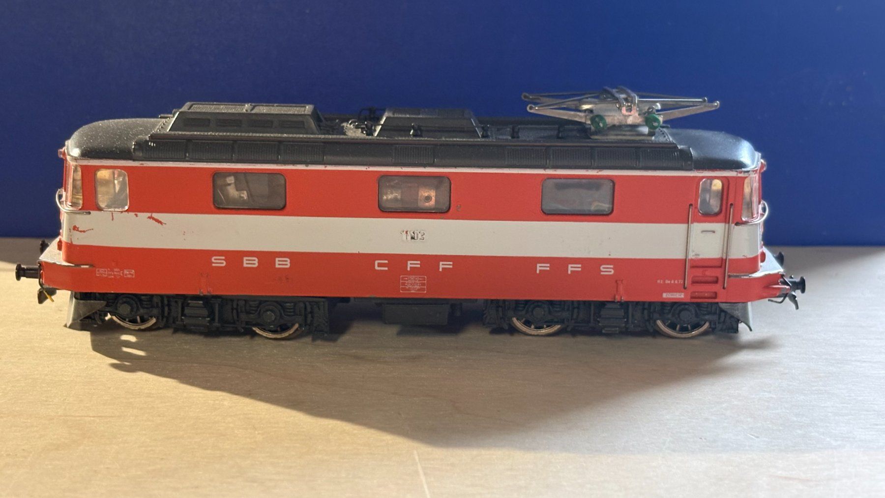 Hag Modellini di ferrovie: RE 4/4 Swissexpress – Usato da Vionnaz venduto da isozjames