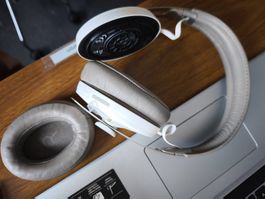 Sennheiser Momentum  3 Over Ear
