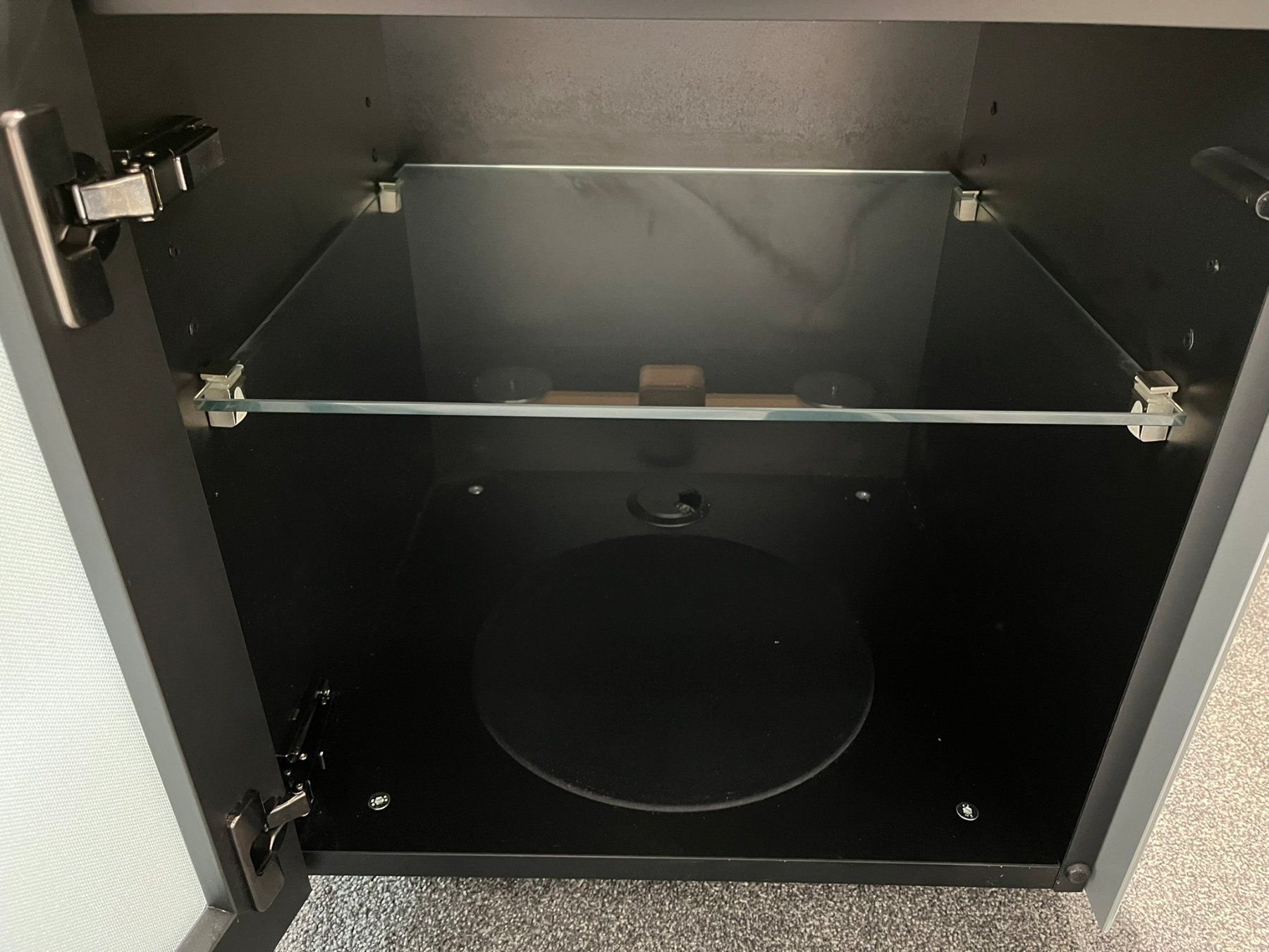 Spectral Mobili TV: Spectral Möbel Cockpit CP30 – Usato da Hochdorf venduto da av-electronics 2
