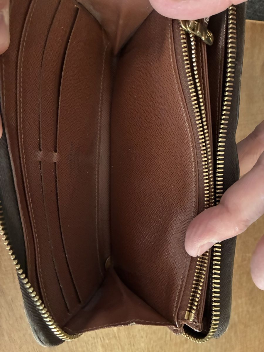 Louis Vuitton Portemonnaie: Louis Vuitton Damen Portemonnaie – Defekt aus Volketswil von casertana 5