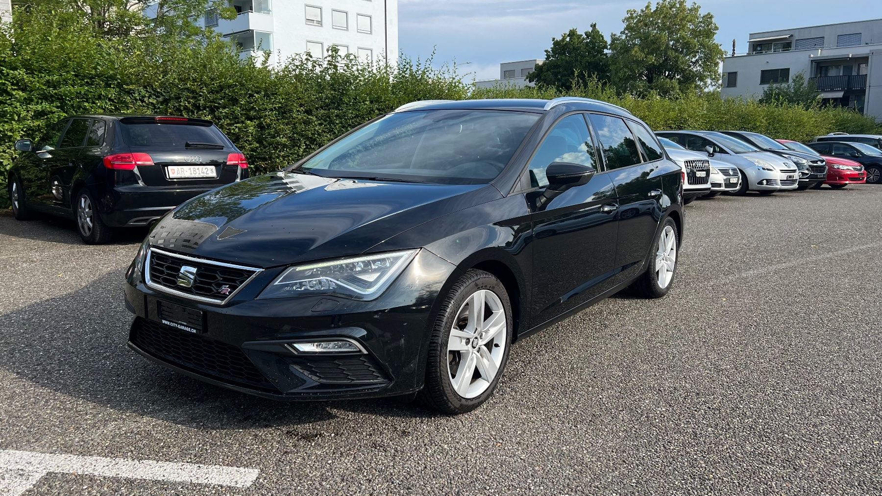 Seat Automobili: Seat Leon ST 2.0 TDI 184PS FR DSG – Usato da Goldach venduto da CityGOAuktion