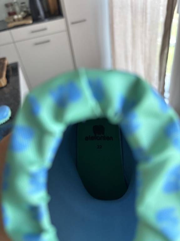 Schuhe für Jungen: Elefanten Gummistiefel Gr. 22 – Gebraucht aus Meggen von org_588d 1