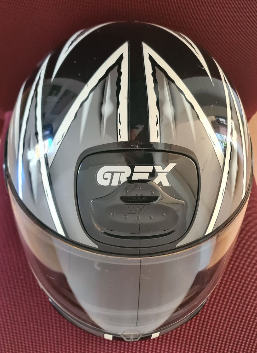 Caschi & visiere: Motorradhelm – Usato da Islikon venduto da EFH651