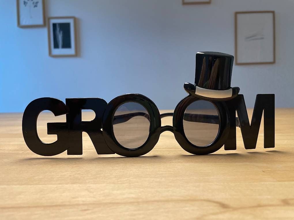 Occhiali & Lenti: Groom Brille für Hochzeit oder Junggesellenabschied – Usato da Zürich venduto da voyageca
