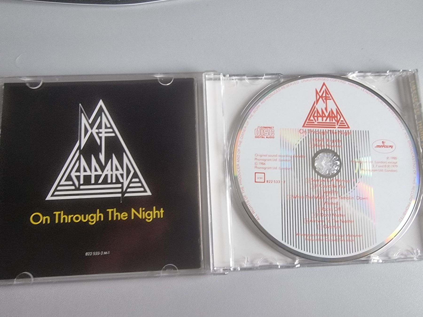 CD: CD Def Leppard - On Through The Night – Usato da Schaffhausen venduto da Kellerrassel 2