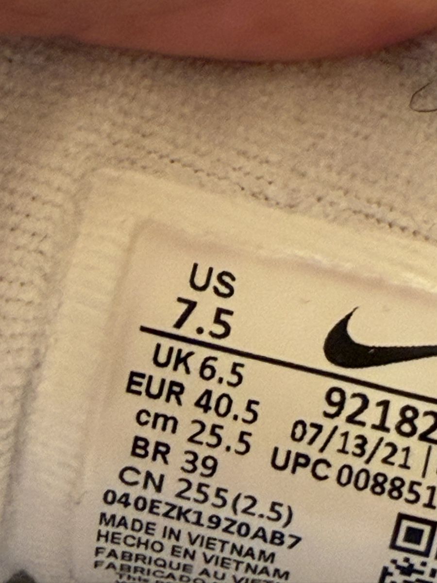 Scarpe da uomo: Reebok Sneaker, Grösse 40.5. – Usato da Birsfelden venduto da susina1 2