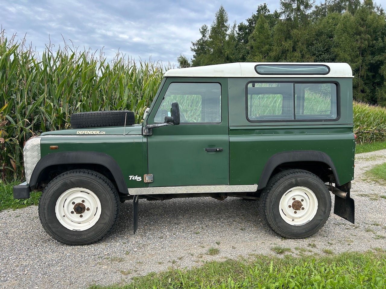 Land Rover Automobili: Land Rover Defender 90 TD5 – Usato da Sirnach venduto da MaechlerAutomobile 1