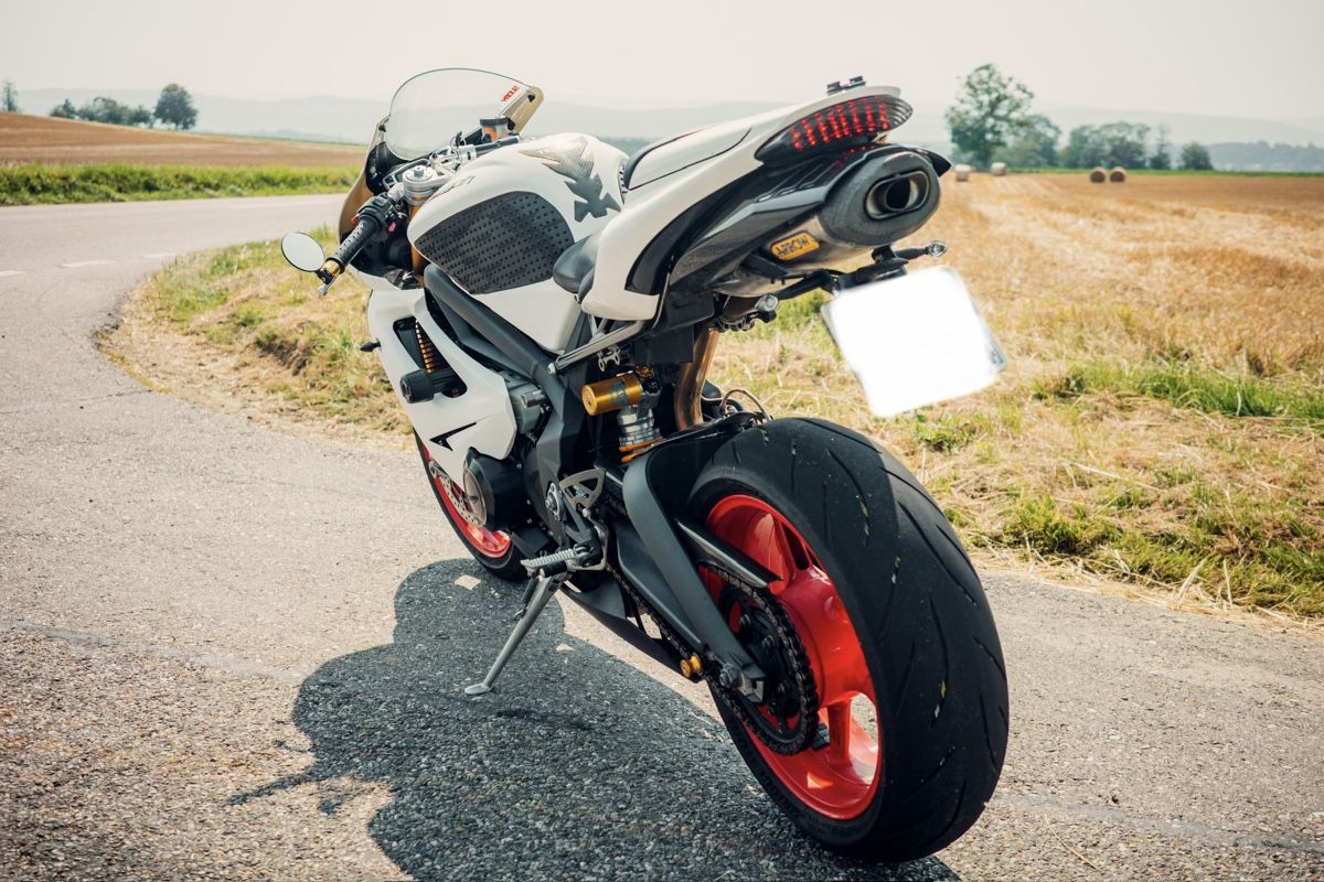 Triumph Strasse: TRIUMPH Daytona 675 R – Gebraucht aus Volketswil von pinsel92 2