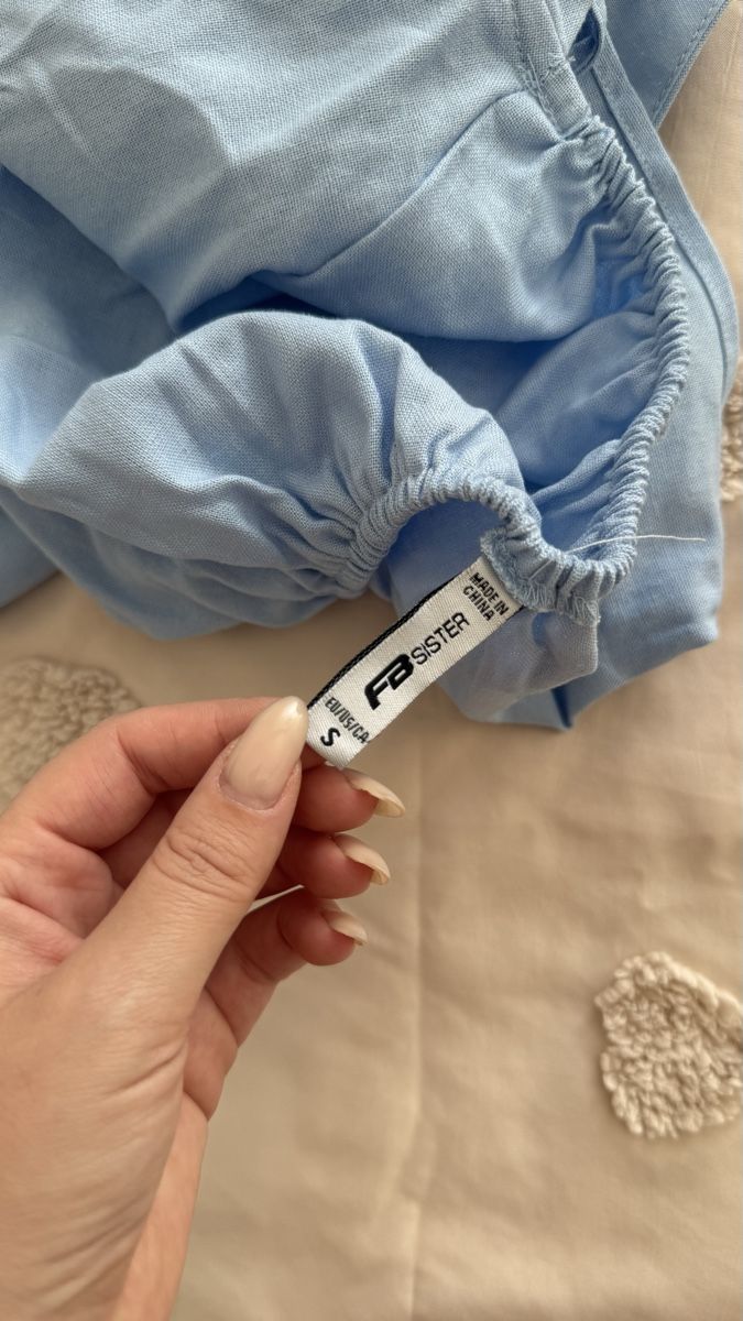 Top: Haut dos nu FB Sister bleu clair taille S  – Nuovo (secondo la descrizione) da Biel/Bienne venduto da diana.diana 2