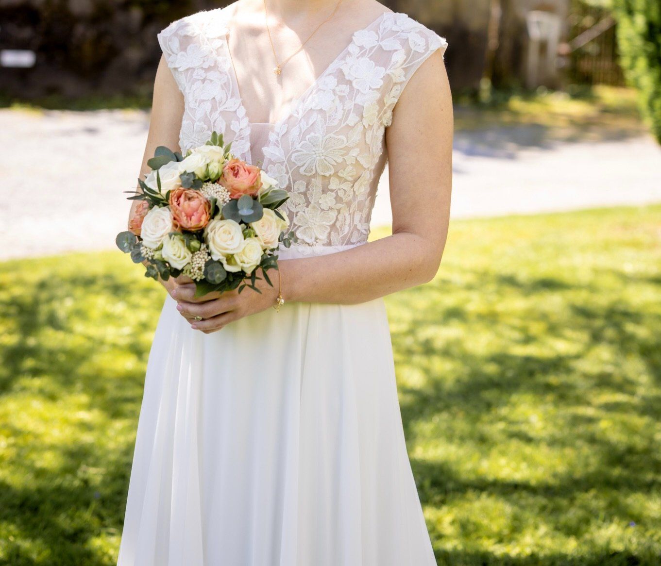 Vestiti: Secondhand Brautkleid Marylise "Long beach", Grösse 36 – Usato da Brunnen venduto da Herzig-Brautmode