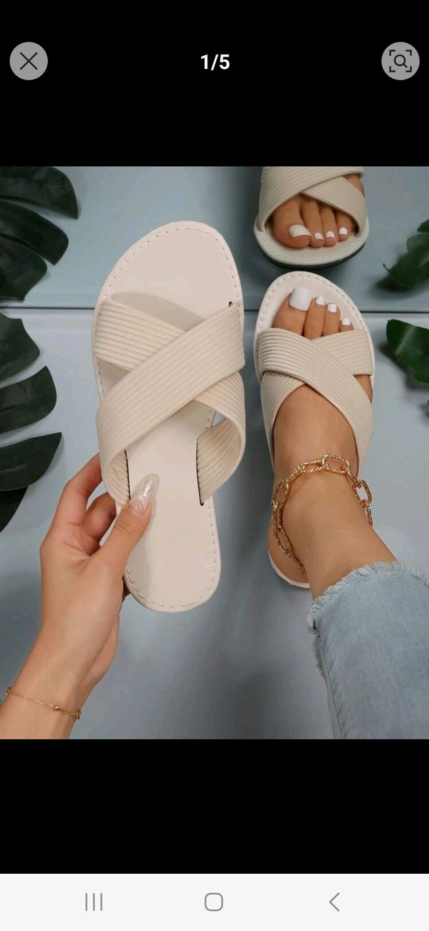 Shein Scarpe da donna: Beige Sandalen EU35 – Nuovo (secondo la descrizione) da Frauenfeld venduto da Kimbeli 1