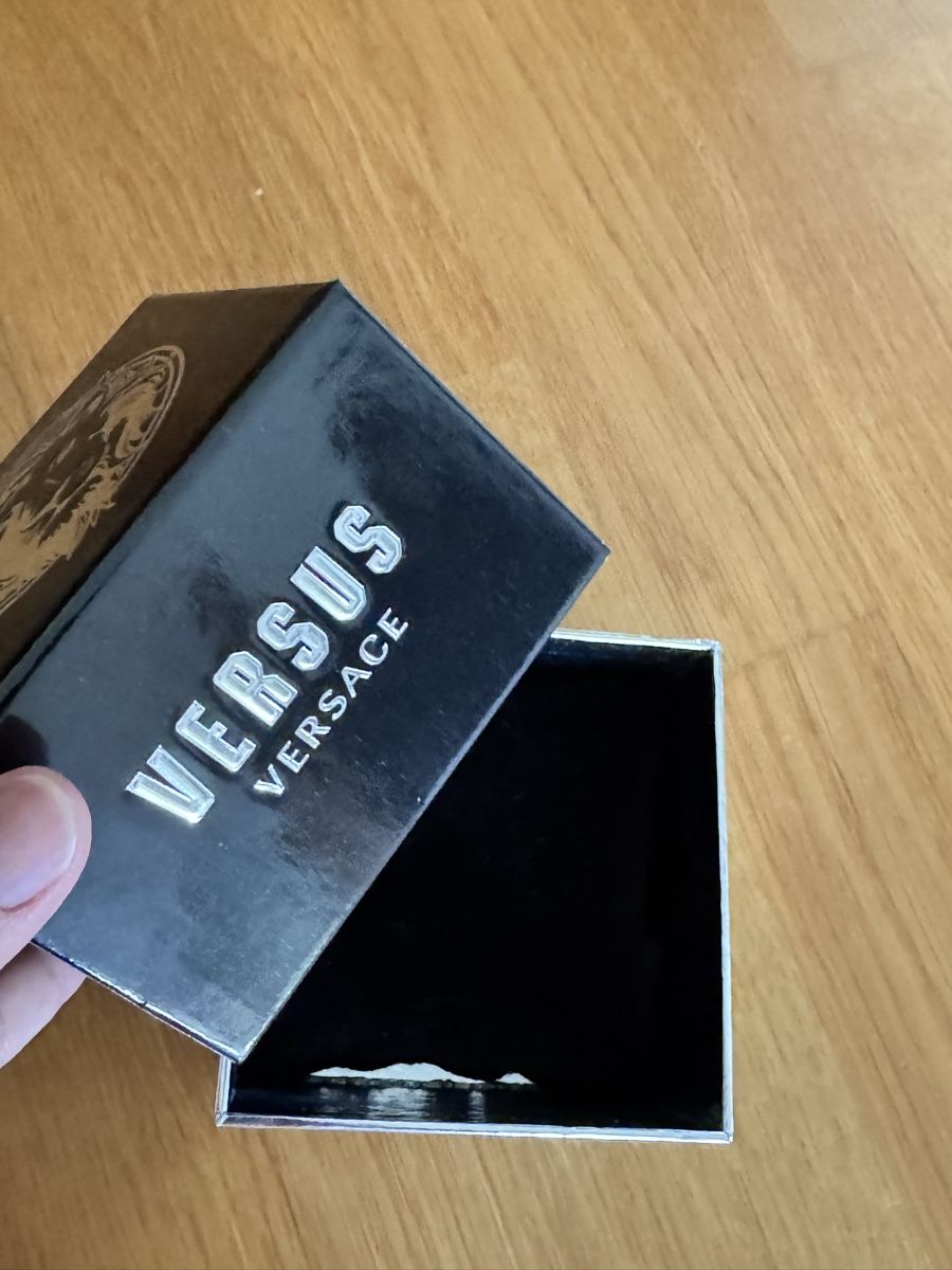 Versace Uhren: Versus Versace Damenarmbanduhr – Gebraucht aus Worblaufen von mar_tfk8 4