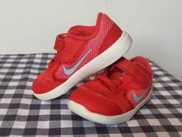 Nike Kindersneaker: Grösse 23.5