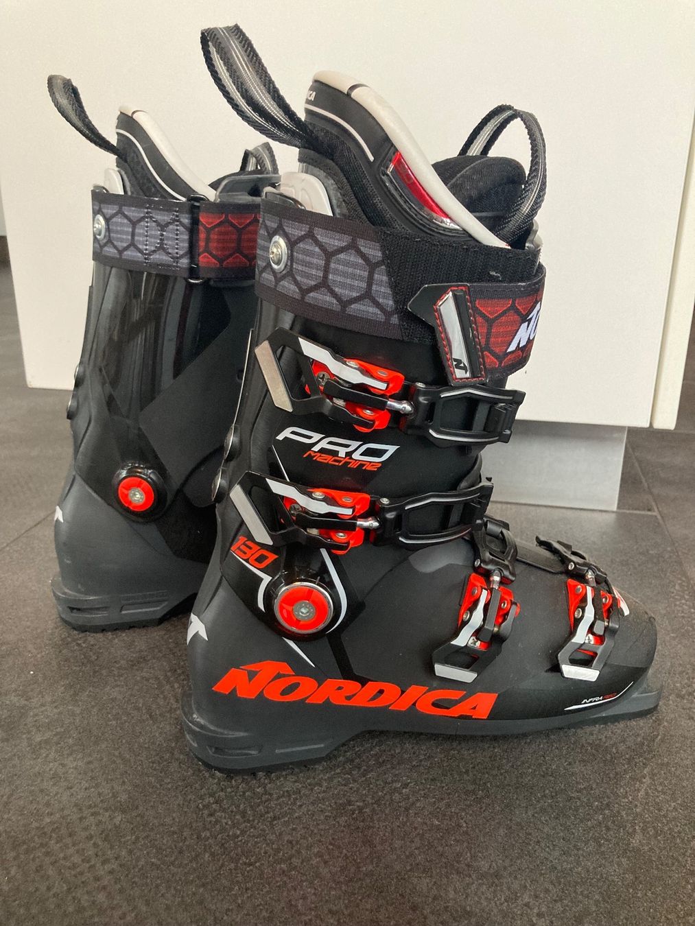 Nordica Herrenschuhe: Skischuh, Nordica Pro Machine, 26-26.5 – Gebraucht aus Deitingen von  1