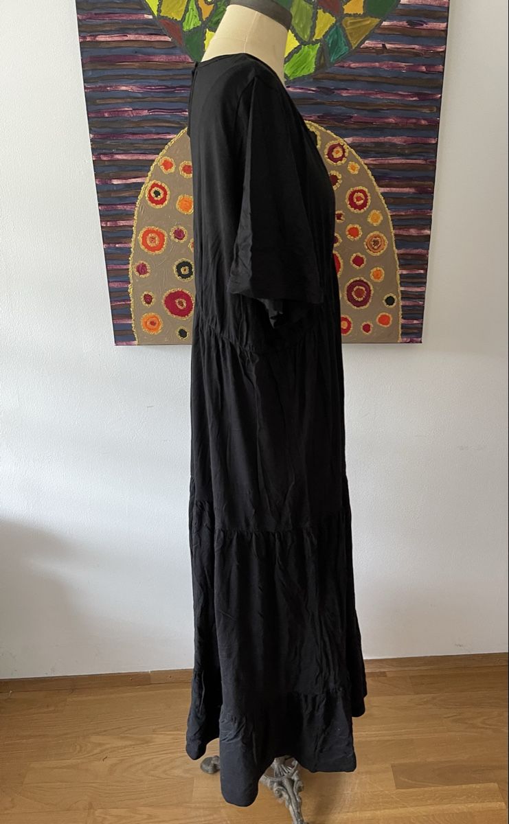 Only Vestiti: Maxikleid von Only Maternity Gr.XXL – Usato da Stallikon venduto da BaumArt 3