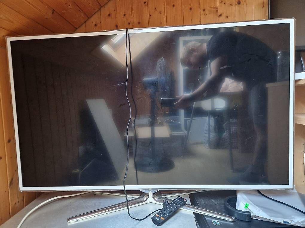 Televisori: 50" Samsung Smart TV – Usato da Ruswil venduto da Mikey95 1