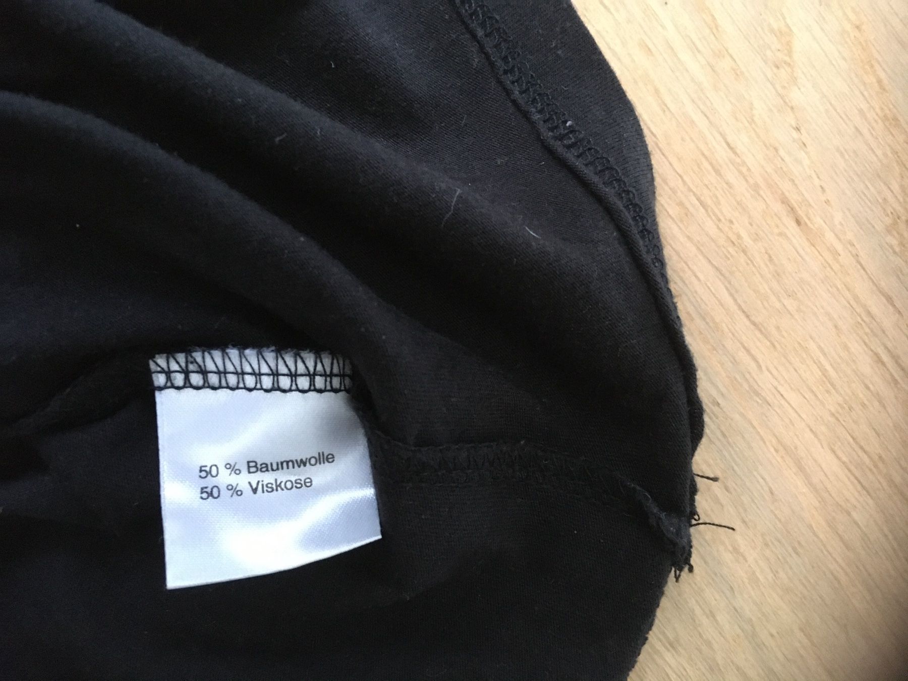 Vestiti: Sommerkleid Gr. 36-38, schwarz, Strech + als Rock zu tragen! – Nuovo (secondo la descrizione) da Gächlingen venduto da Tara_devi 2