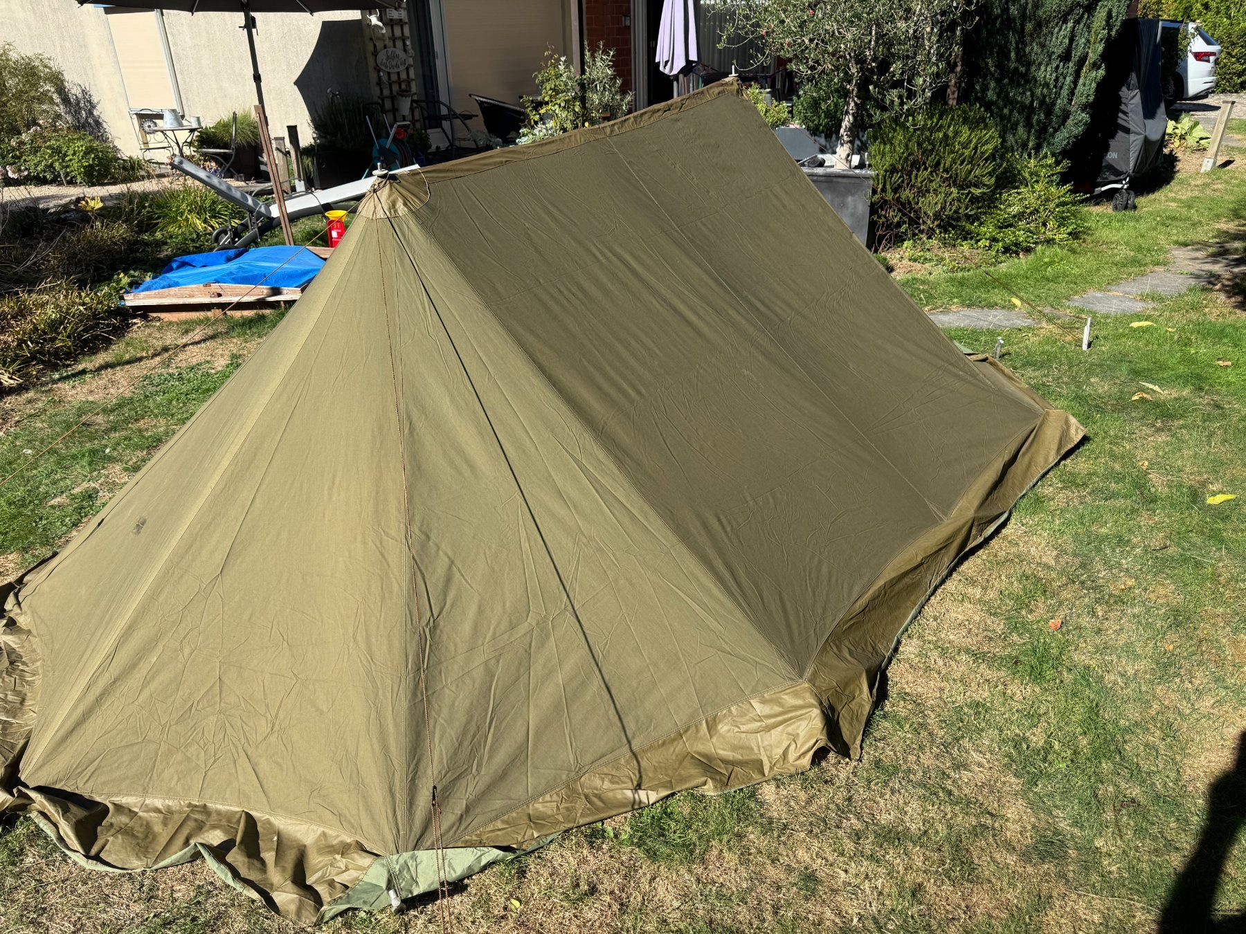 Schweizer Armee Tende : Original Giebelzelt der Schweizer Armee – Usato da Laufenburg venduto da Hochjoch