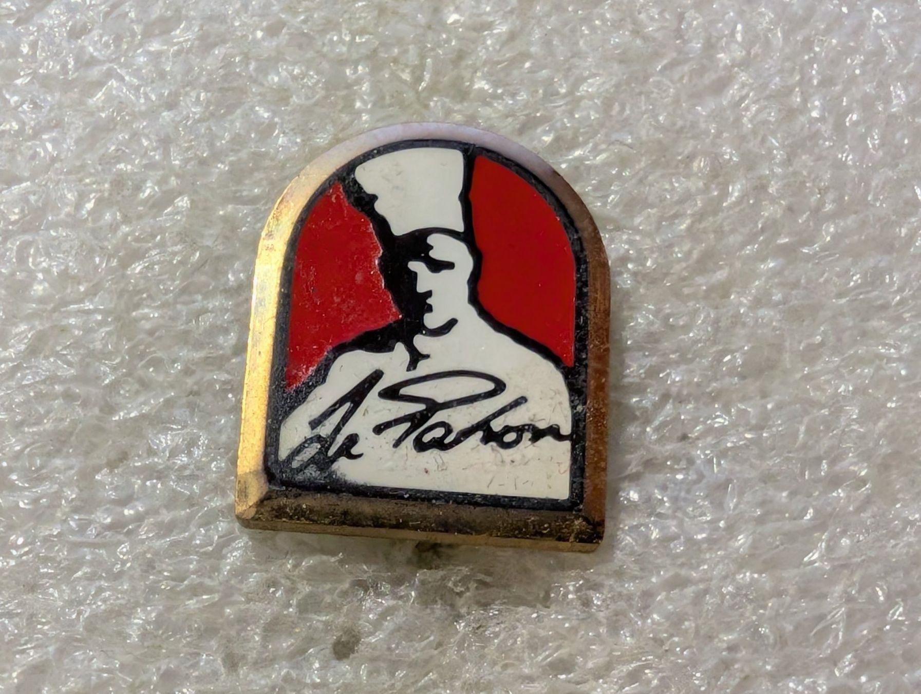 Plaketten & Abzeichen: Ansteckpin 163: Le Je – Gebraucht aus Oppligen von Pin-Fall-Shop