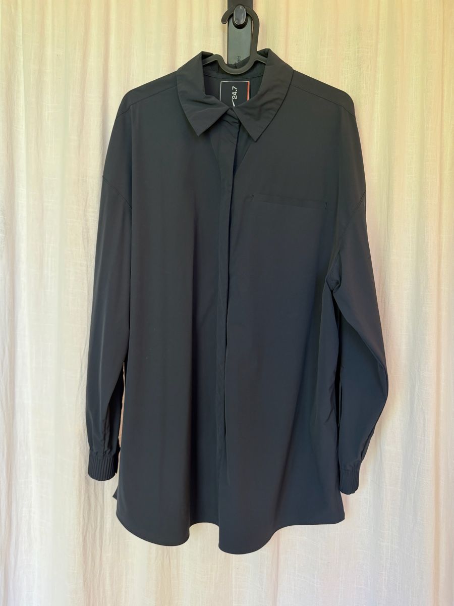 Camicette: Nike 24.7 Hemd schwarz – Nuovo (secondo la descrizione) da Uetikon am See venduto da orchid77 1